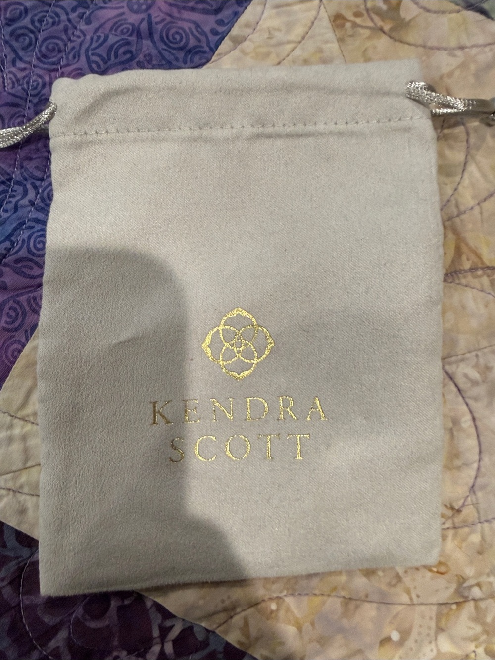 Kendra Scott Light Gray Velvet Drawstring Jewelry Pouch with Gold Logo